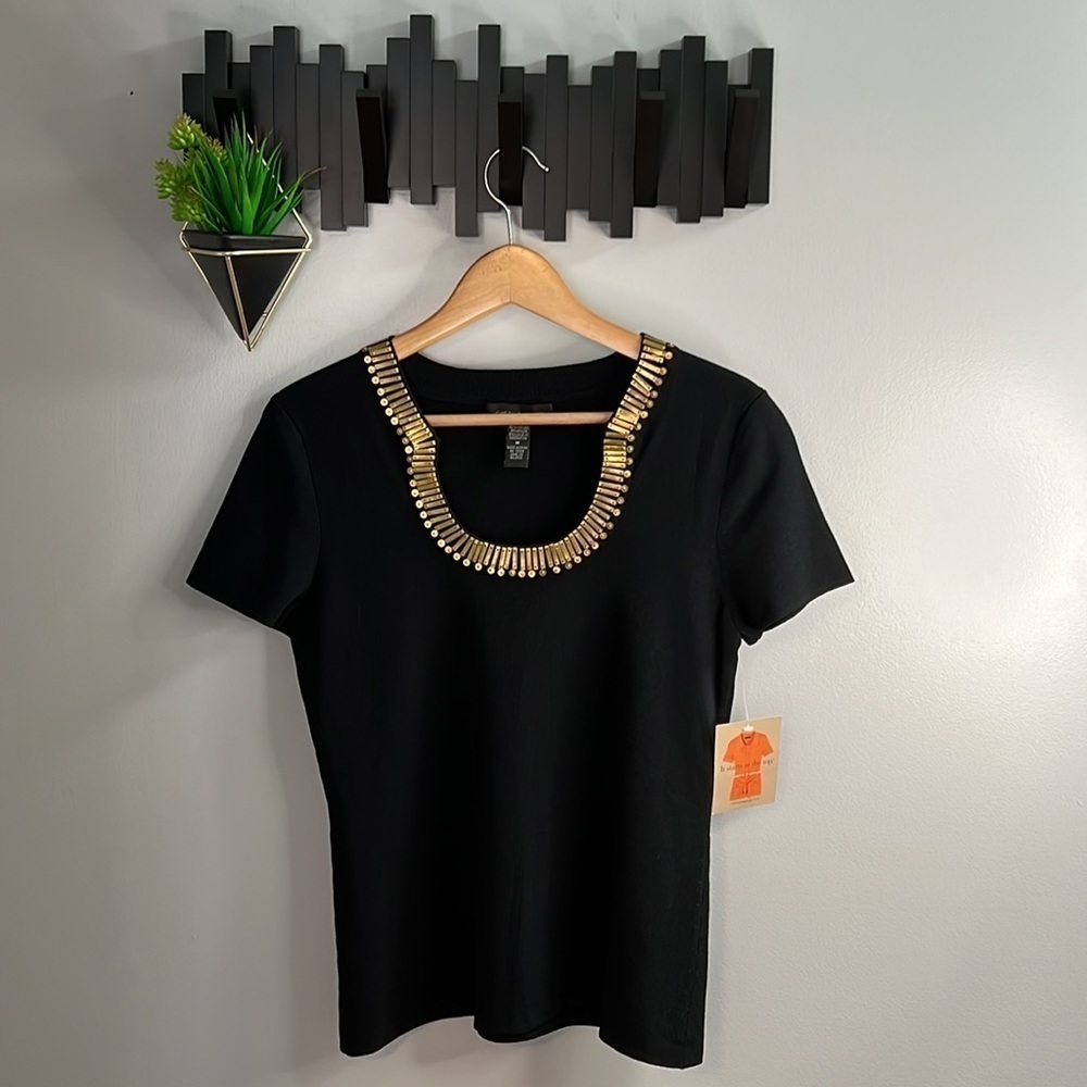 CABLE & Gauge Knit Top w/Decorative Details on Neckline, Size Medium NWT